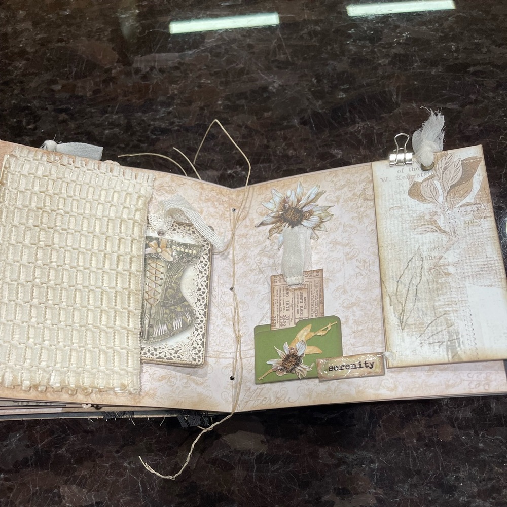 SOLD Vintage journal, 6x6 SOLD - Picture 5 of 13